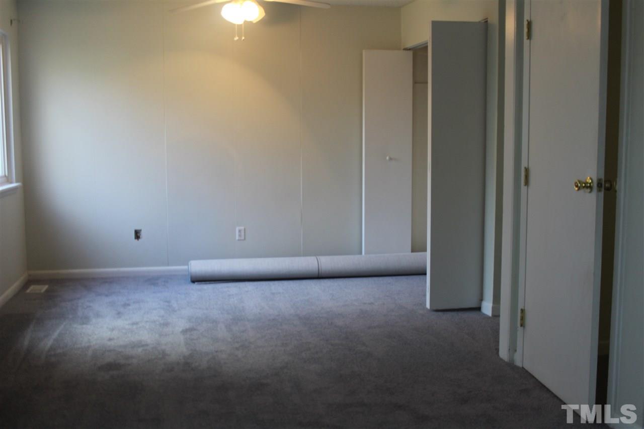5911 Farm Gate Road Raleigh, NC 27606 - Photo 8 of 21