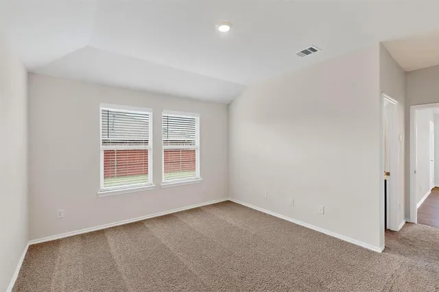 $1,675 | 406 Regiment Road, Sherman, TX 75090