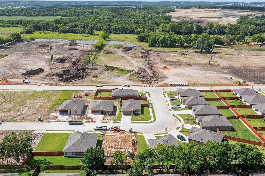 406 Regiment Road Sherman, TX 75090 - Photo 31 of 40 an aerial view of house with yard swimming pool and outdoor seating