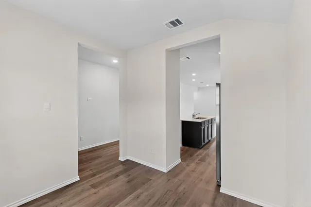 $1,675 | 406 Regiment Road, Sherman, TX 75090