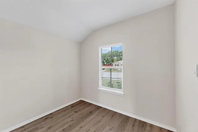 $1,675 | 406 Regiment Road, Sherman, TX 75090