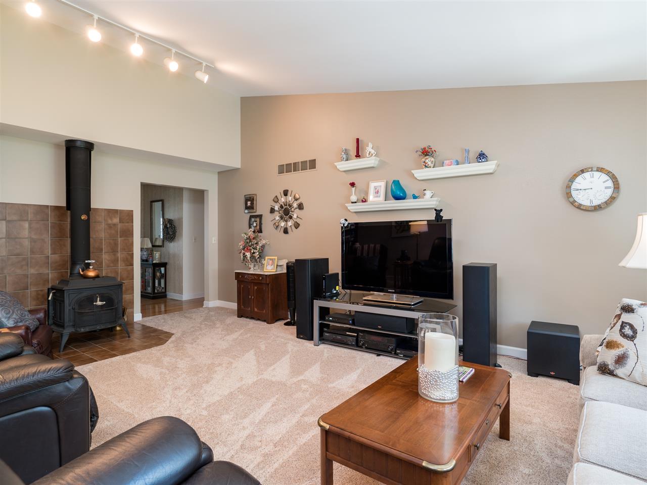 6789 Clovernook Road Rockford, IL 61107 - Photo 6 of 25 Gallery Image 6