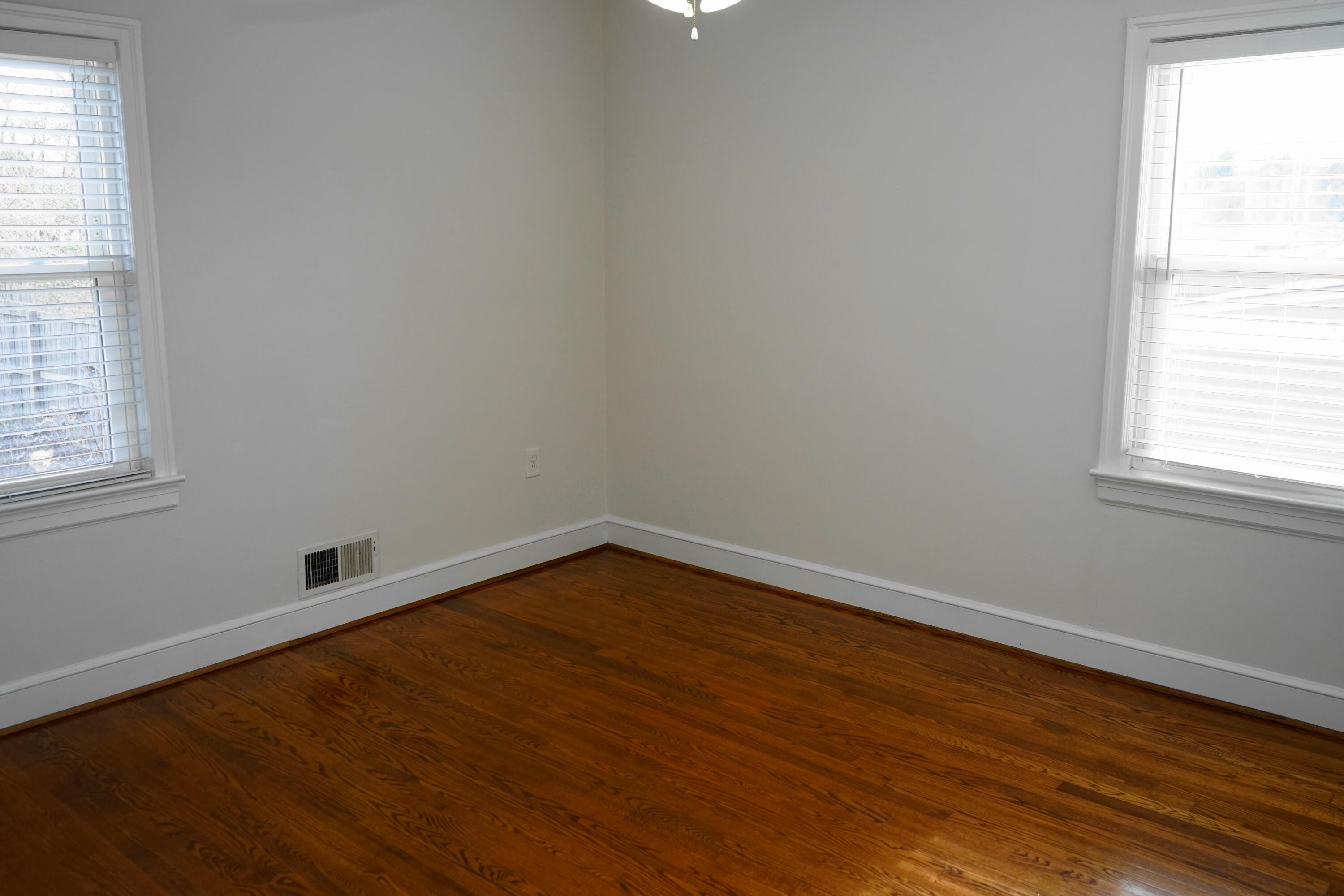 723 Dexter Road Roanoke, VA 24019 - Photo 12 of 33 Bedroom #1