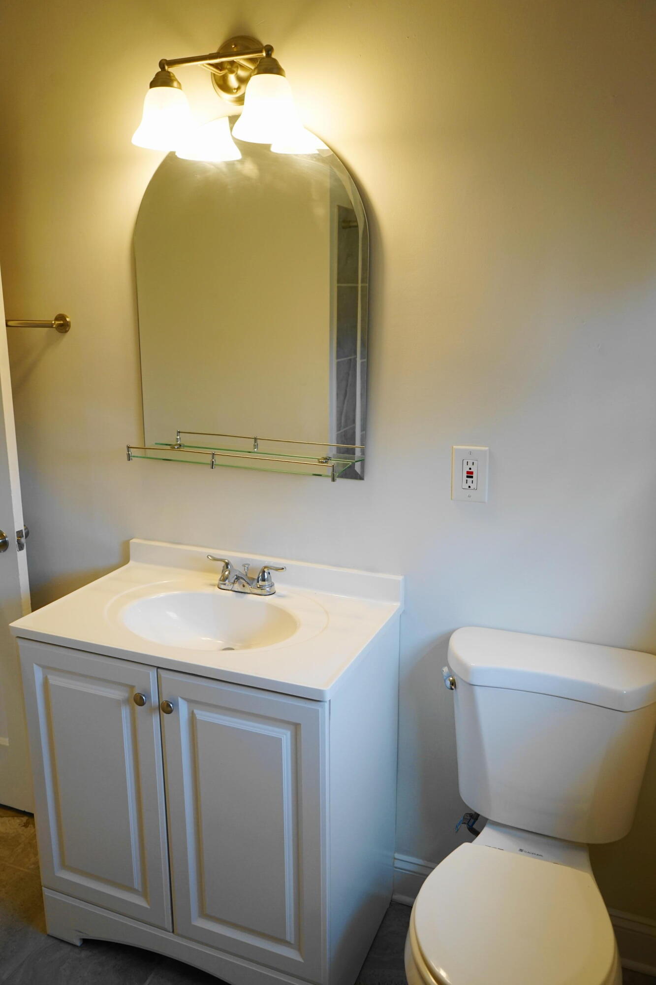 723 Dexter Road Roanoke, VA 24019 - Photo 15 of 33 Bathroom Vanity