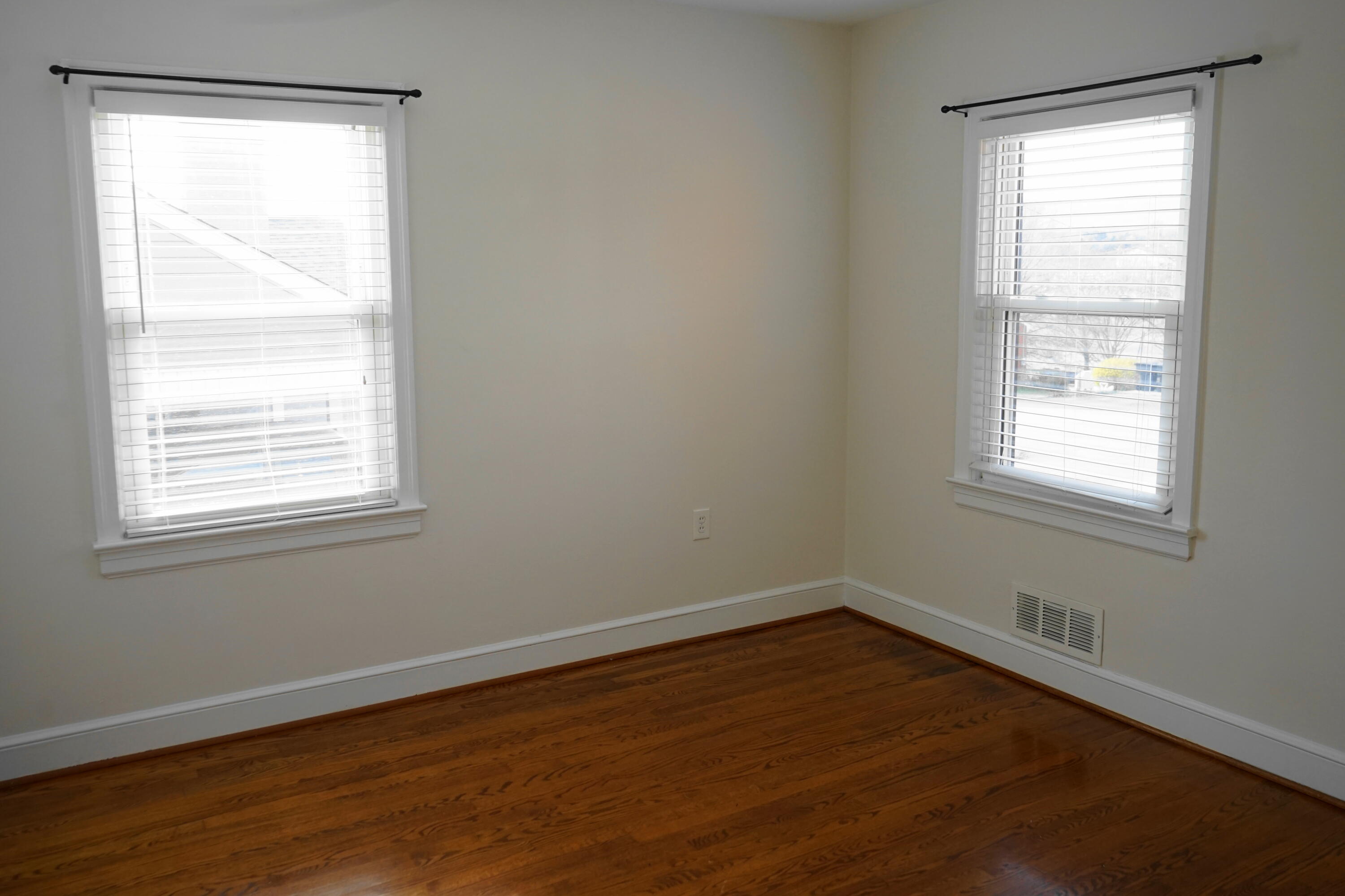723 Dexter Road Roanoke, VA 24019 - Photo 16 of 33 Bedroom #2