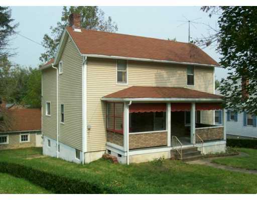 208 Hickory Grade Road Bridgeville, PA 15017 - Photo 1 of 8 Exterior Front.