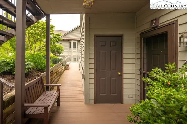 $799,000 | 491 Waterside Drive, Unit 1, Blowing Rock, NC 28605