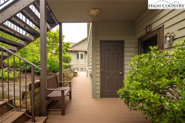 $799,000 | 491 Waterside Drive, Unit 1, Blowing Rock, NC 28605