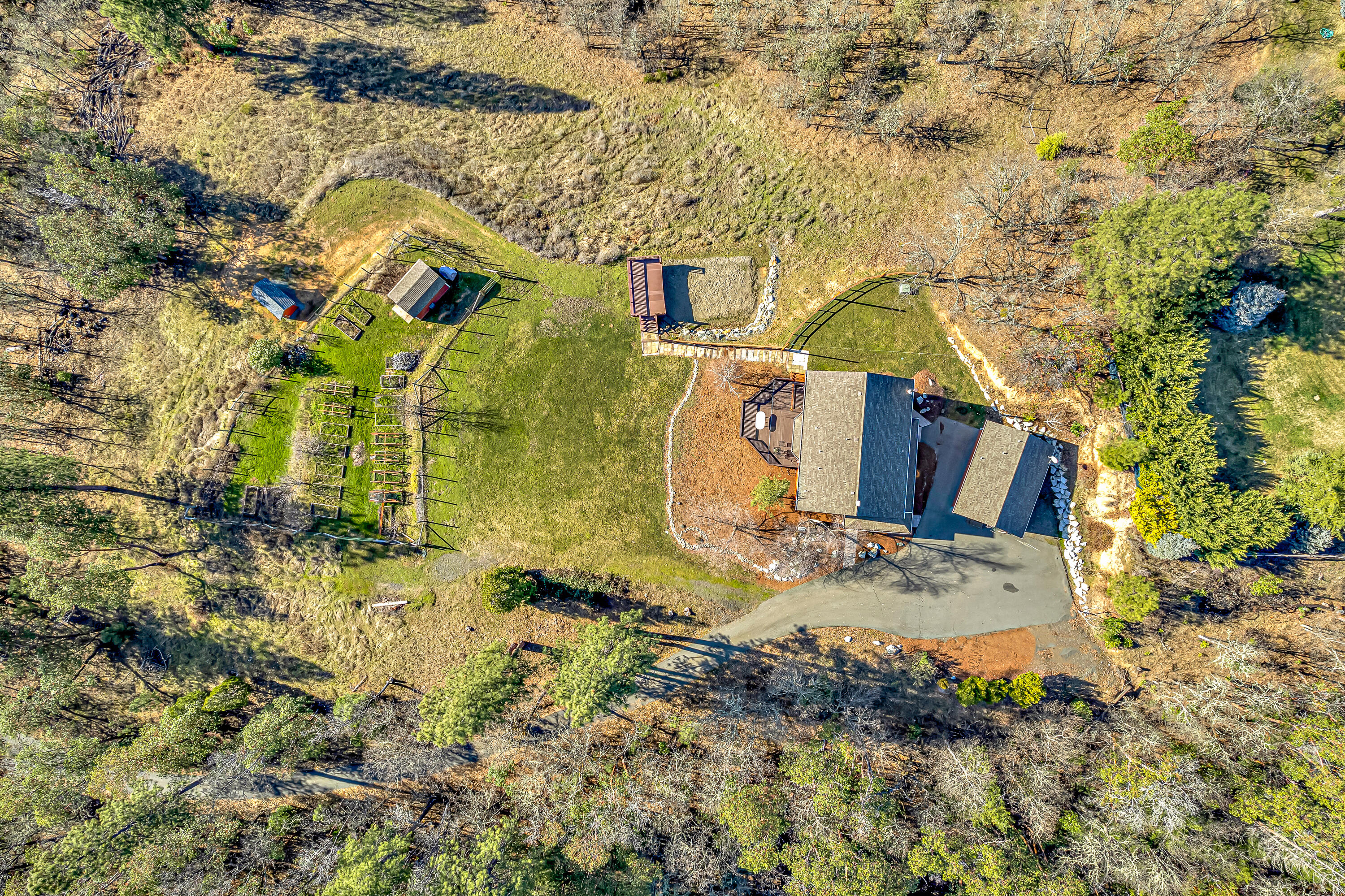 1427 Three Pines Road Grants Pass, OR 97526 - Photo 70 of 73 DJI_0258