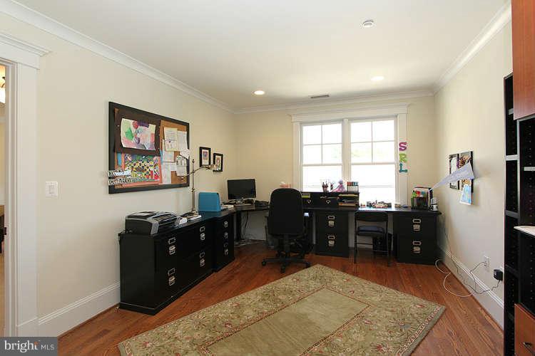 8015 Aberdeen Road Bethesda, MD 20814 - Photo 17 of 30 Upper Level Office off Master Suite