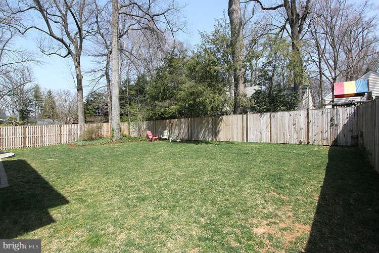 8015 Aberdeen Road Bethesda, MD 20814 - Photo 29 of 30 Exterior (Rear)
