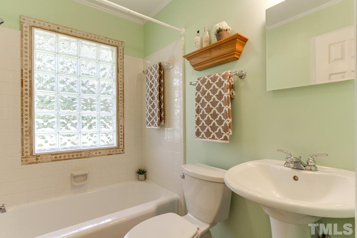 5120 Wickham Road Raleigh, NC 27606 - Photo 19 of 25