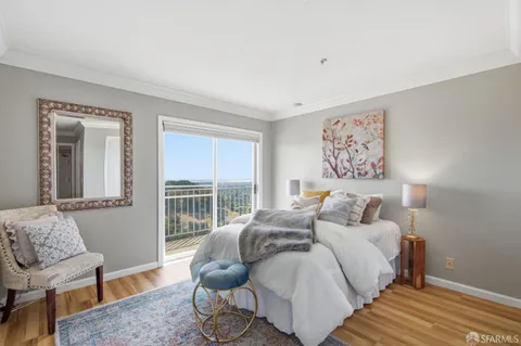 $1,060,000 | 416 Portofino Drive, Unit 303, San Carlos, CA 94070