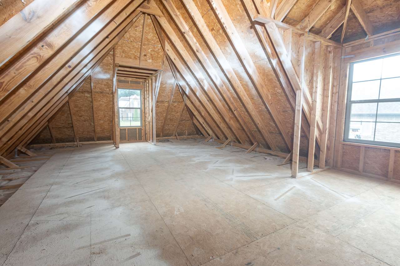 14444 Chapel Ridge Trail Olive Branch, MS 38654 - Photo 23 of 25 300 square feet-ready for you to make it your own!