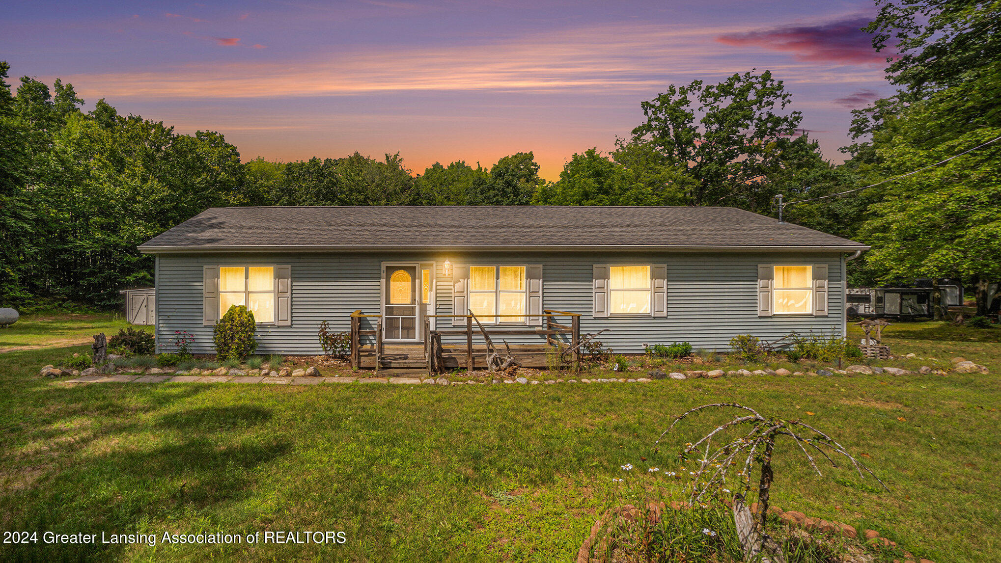 5501 East Haskell Lake Road Harrison, MI 48625 - Photo 26 of 34 028_nextdoorphotos_36_twlight