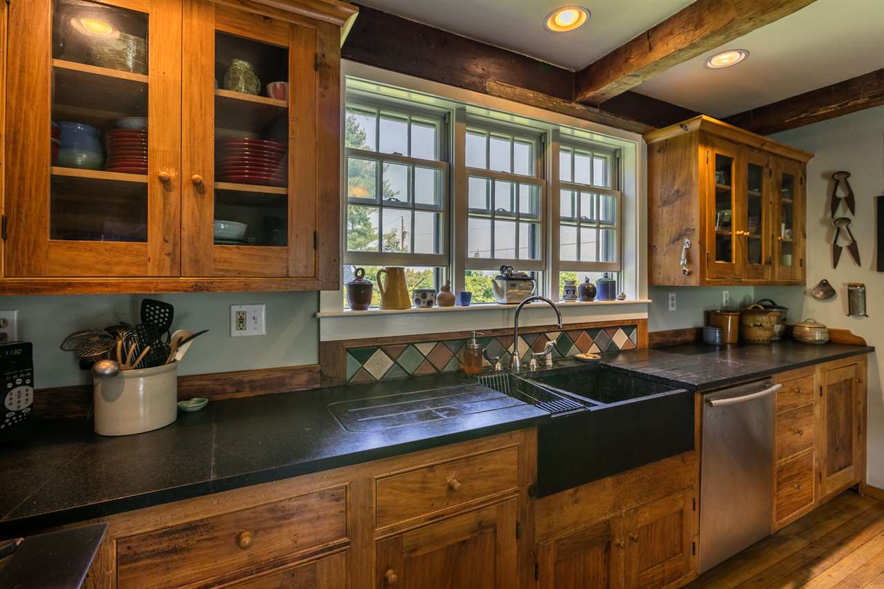 80 Asa Burton Road Thetford, VT 05043 - Photo 10 of 40