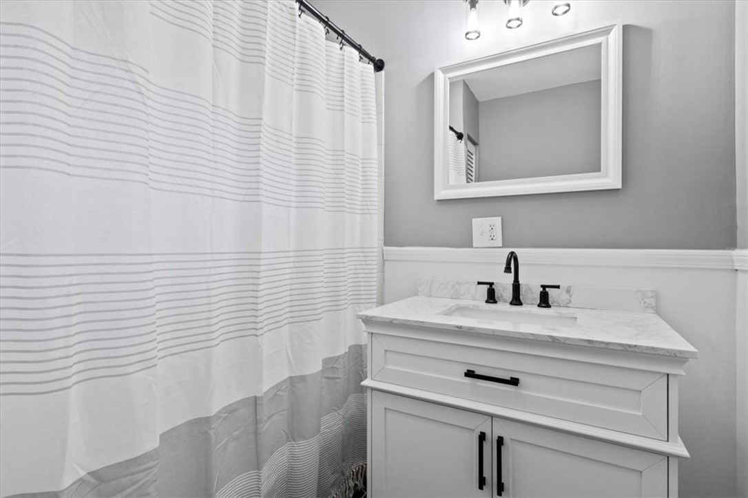 36 Marion Street Rochester, NY 14610 - Photo 21 of 28