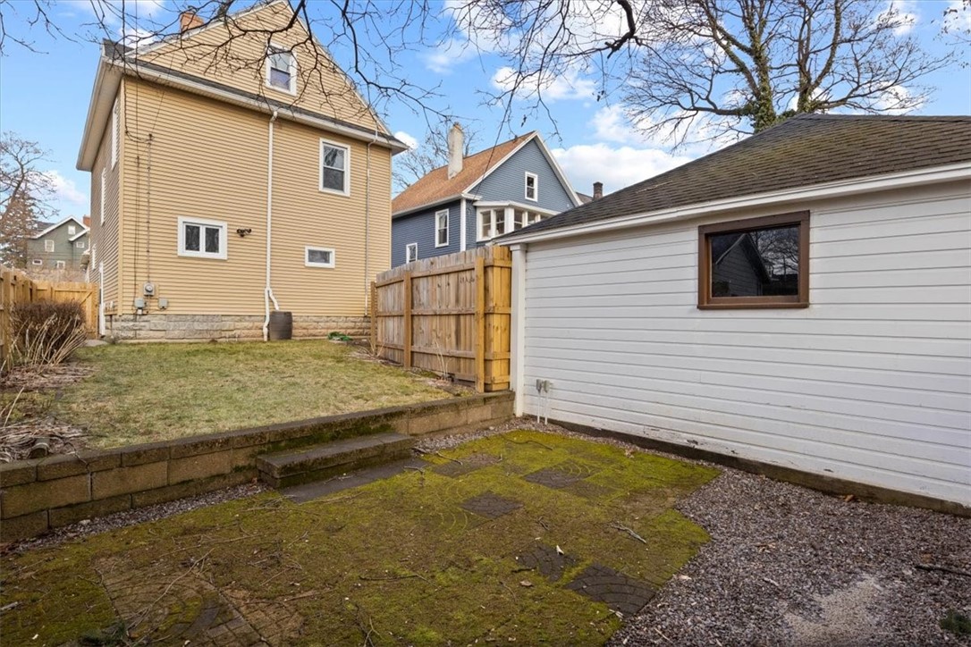 36 Marion Street Rochester, NY 14610 - Photo 27 of 28