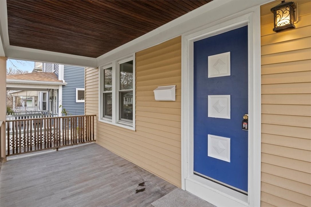 36 Marion Street Rochester, NY 14610 - Photo 4 of 28