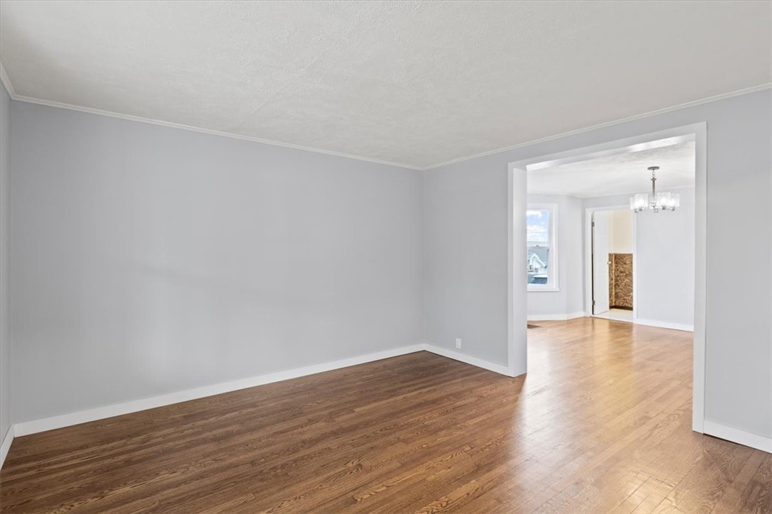 36 Marion Street Rochester, NY 14610 - Photo 6 of 28