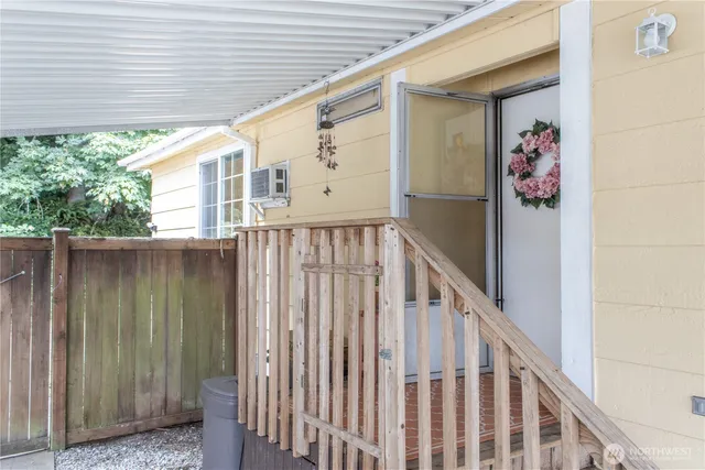 a view of a entryway