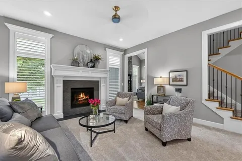 $750,000 | 9109 West 156th Place, Overland Park, KS 66221