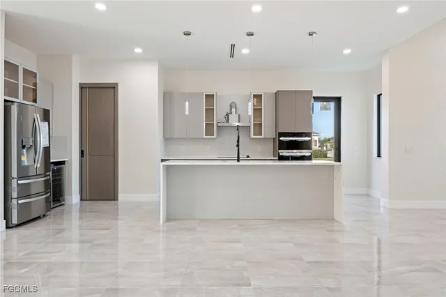 $750,000 | 3232 Northwest 21st Street, Cape Coral, FL 33993