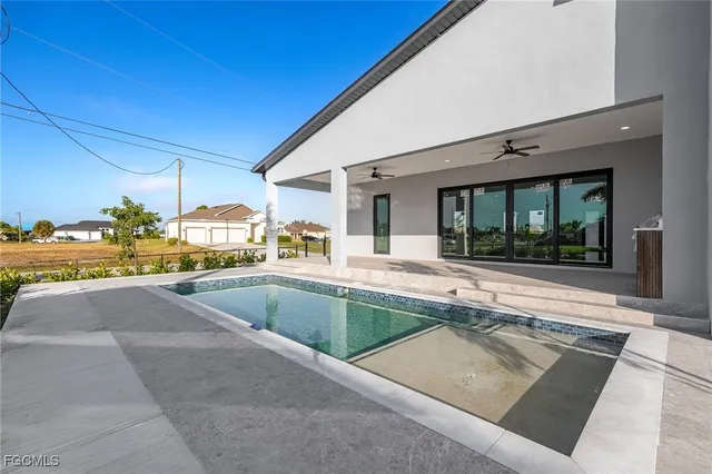 $750,000 | 3232 Northwest 21st Street, Cape Coral, FL 33993