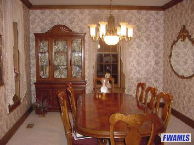 8235 Hartzell Road Fort Wayne, IN 46816 - Photo 3 of 11