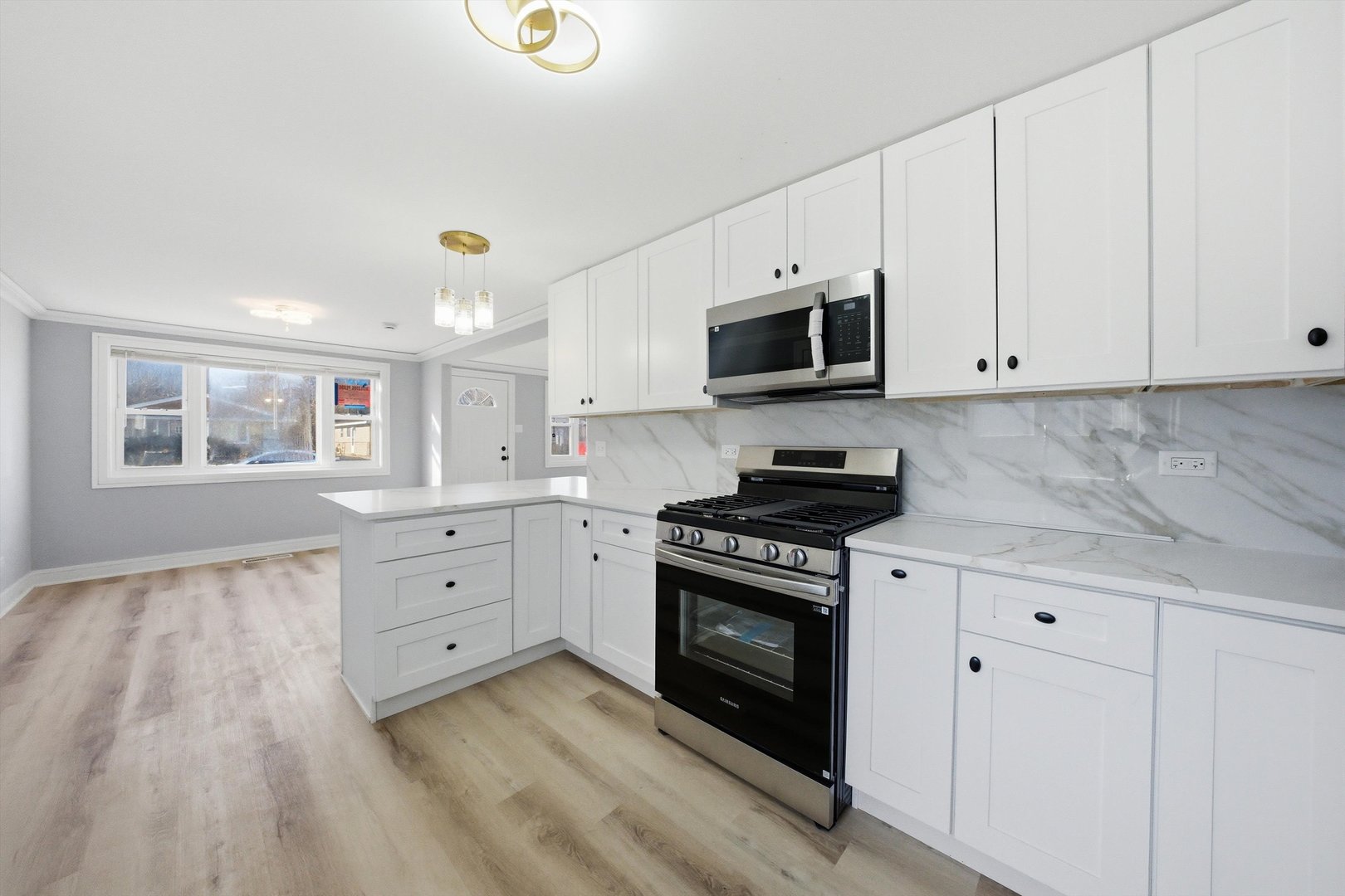 3206 Kinne Road Robbins, IL 60472 - Photo 3 of 21