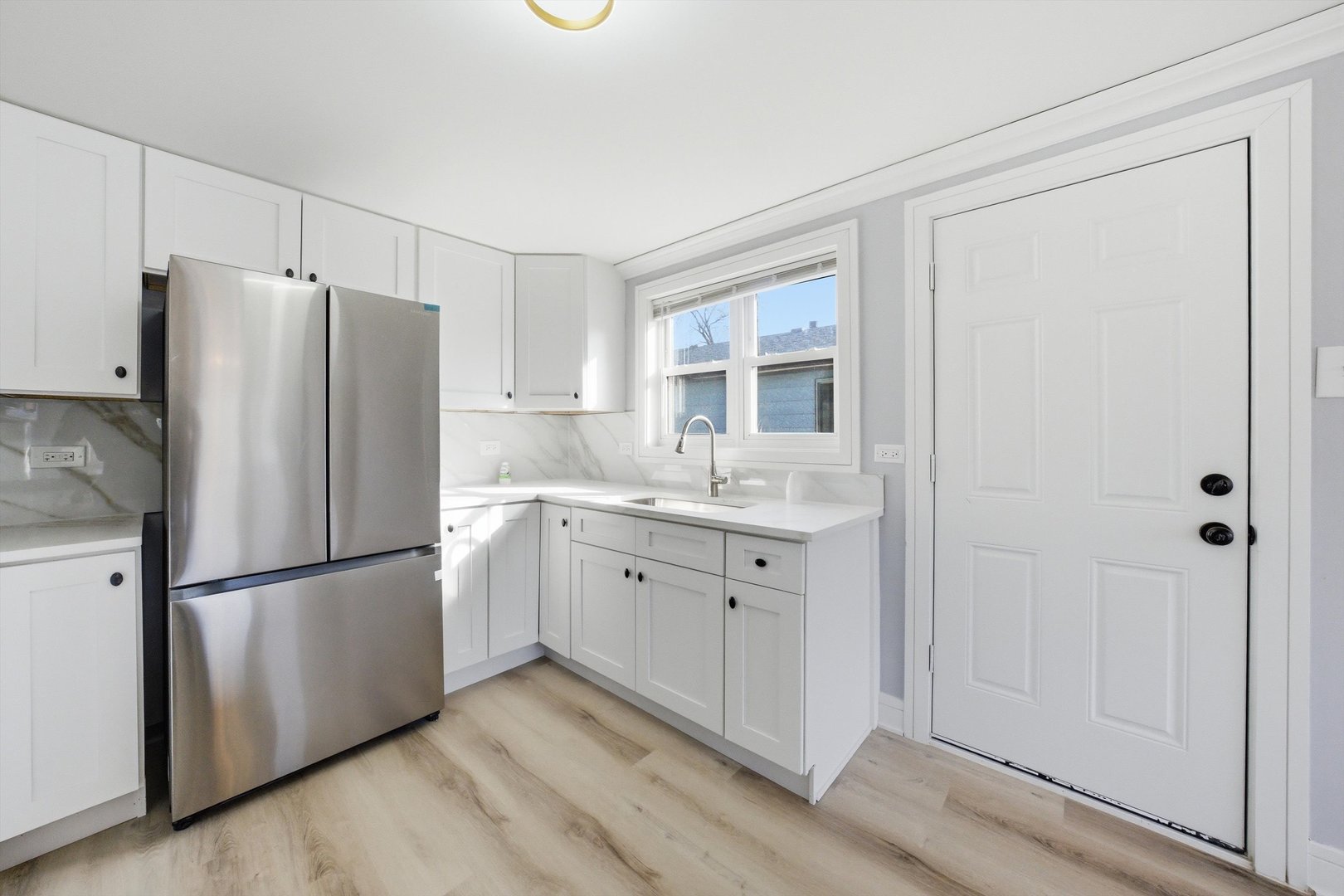 3206 Kinne Road Robbins, IL 60472 - Photo 4 of 21