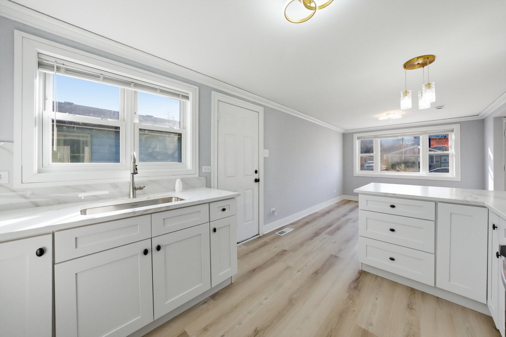 3206 Kinne Road Robbins, IL 60472 - Photo 5 of 21