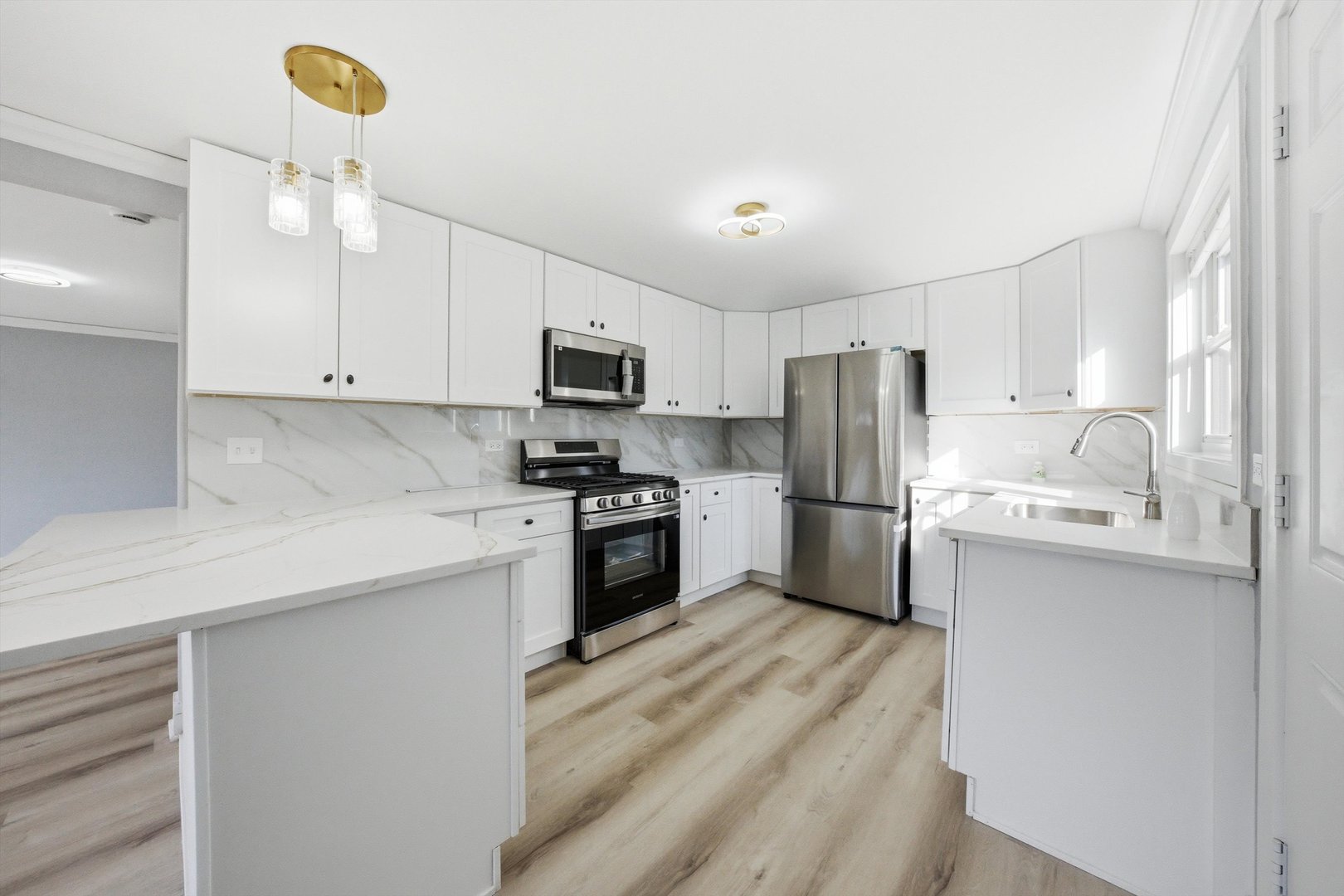 3206 Kinne Road Robbins, IL 60472 - Photo 6 of 21