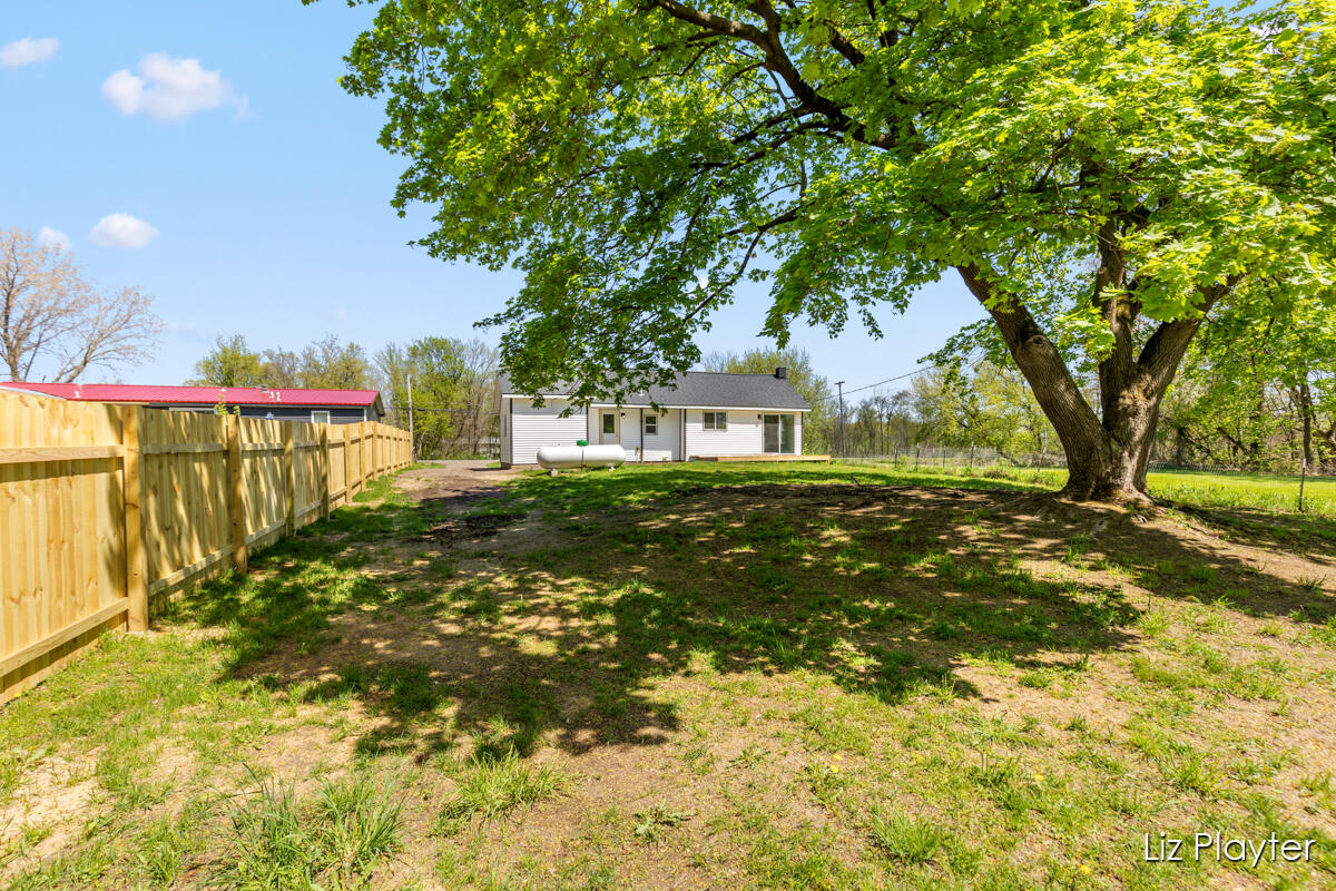311 West Fenwick Road Fenwick, MI 48834 - Photo 19 of 19 IMG_1019