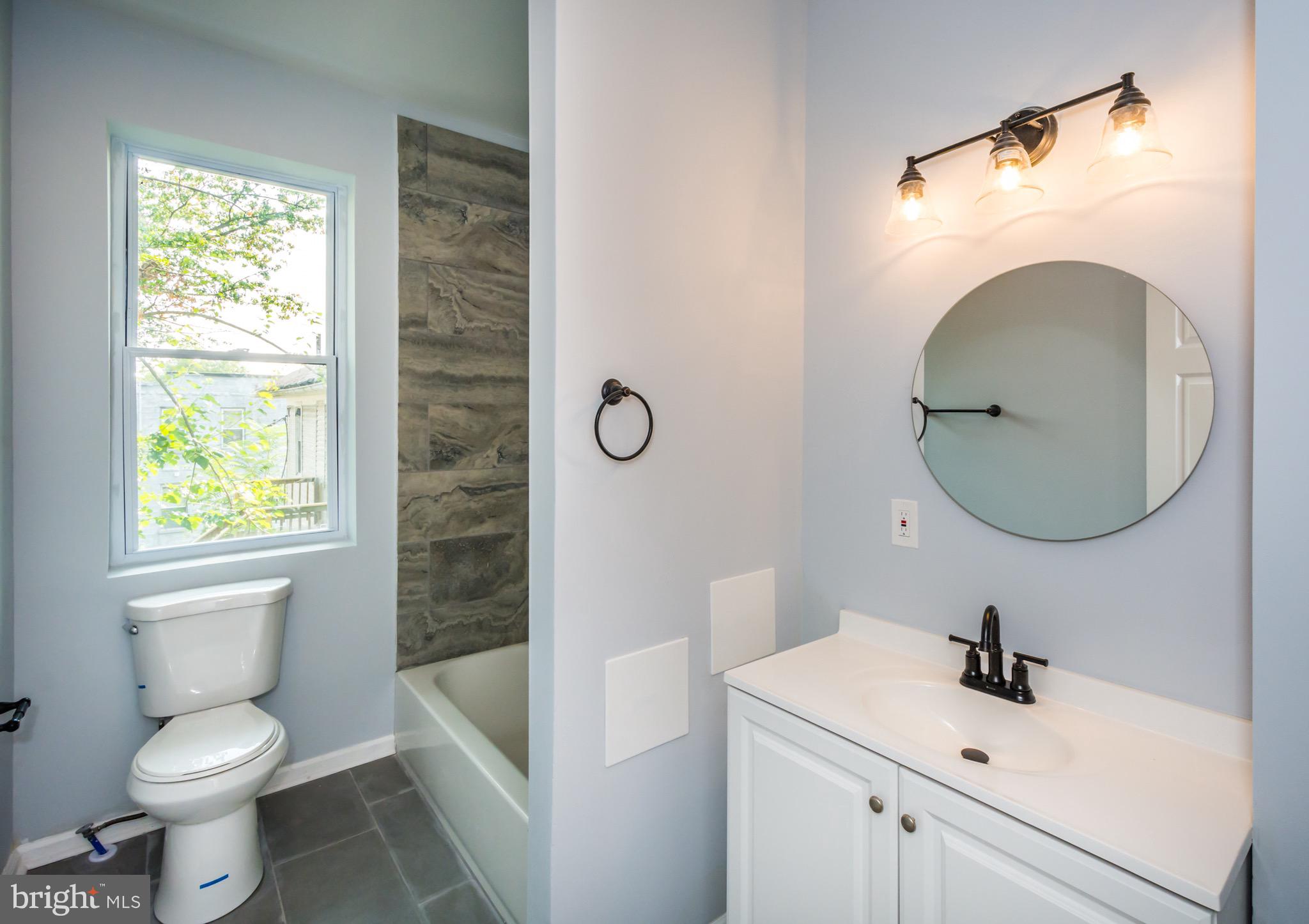 710 Cator Avenue Baltimore, MD 21218 - Photo 19 of 39