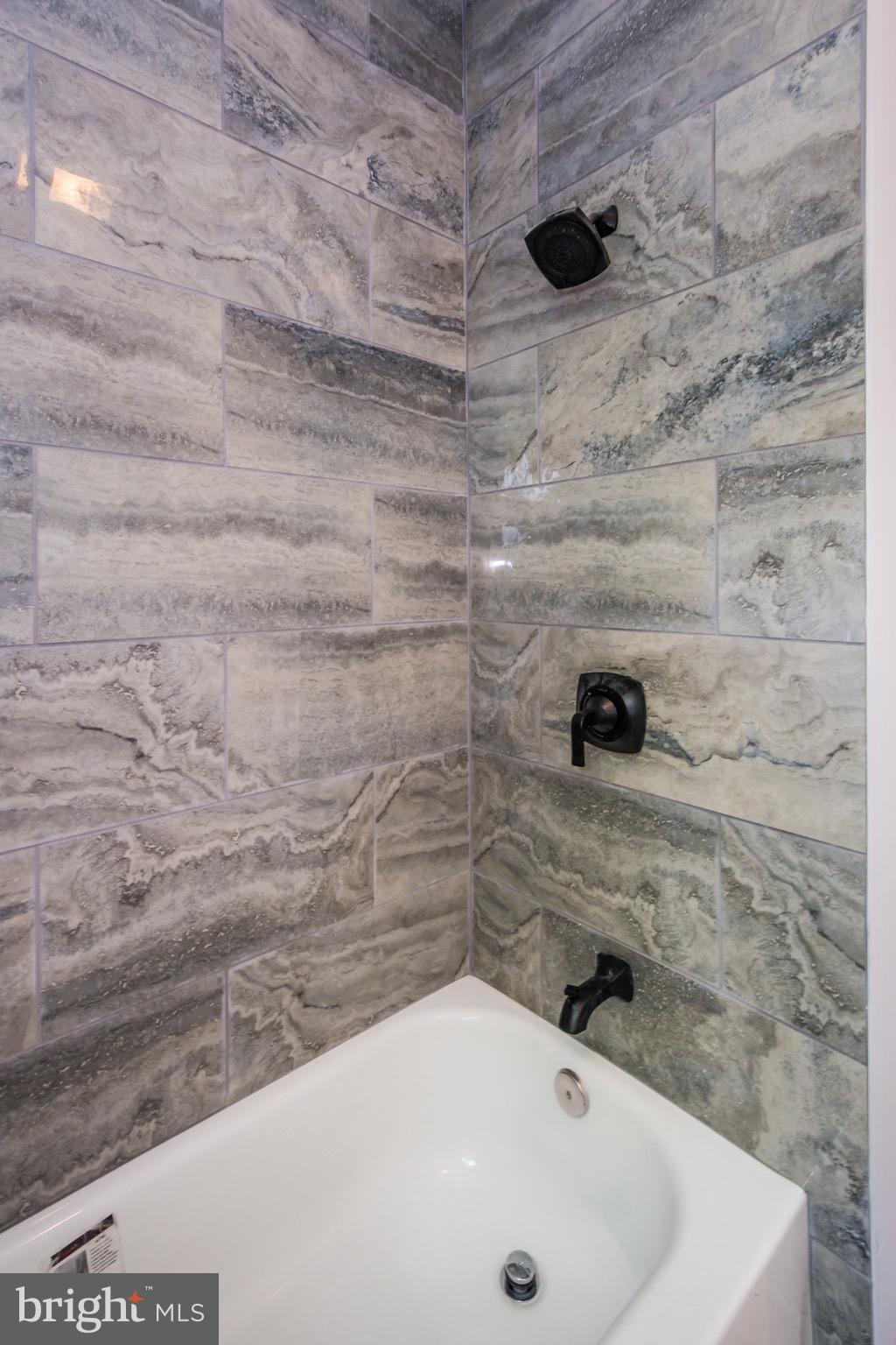 710 Cator Avenue Baltimore, MD 21218 - Photo 20 of 39