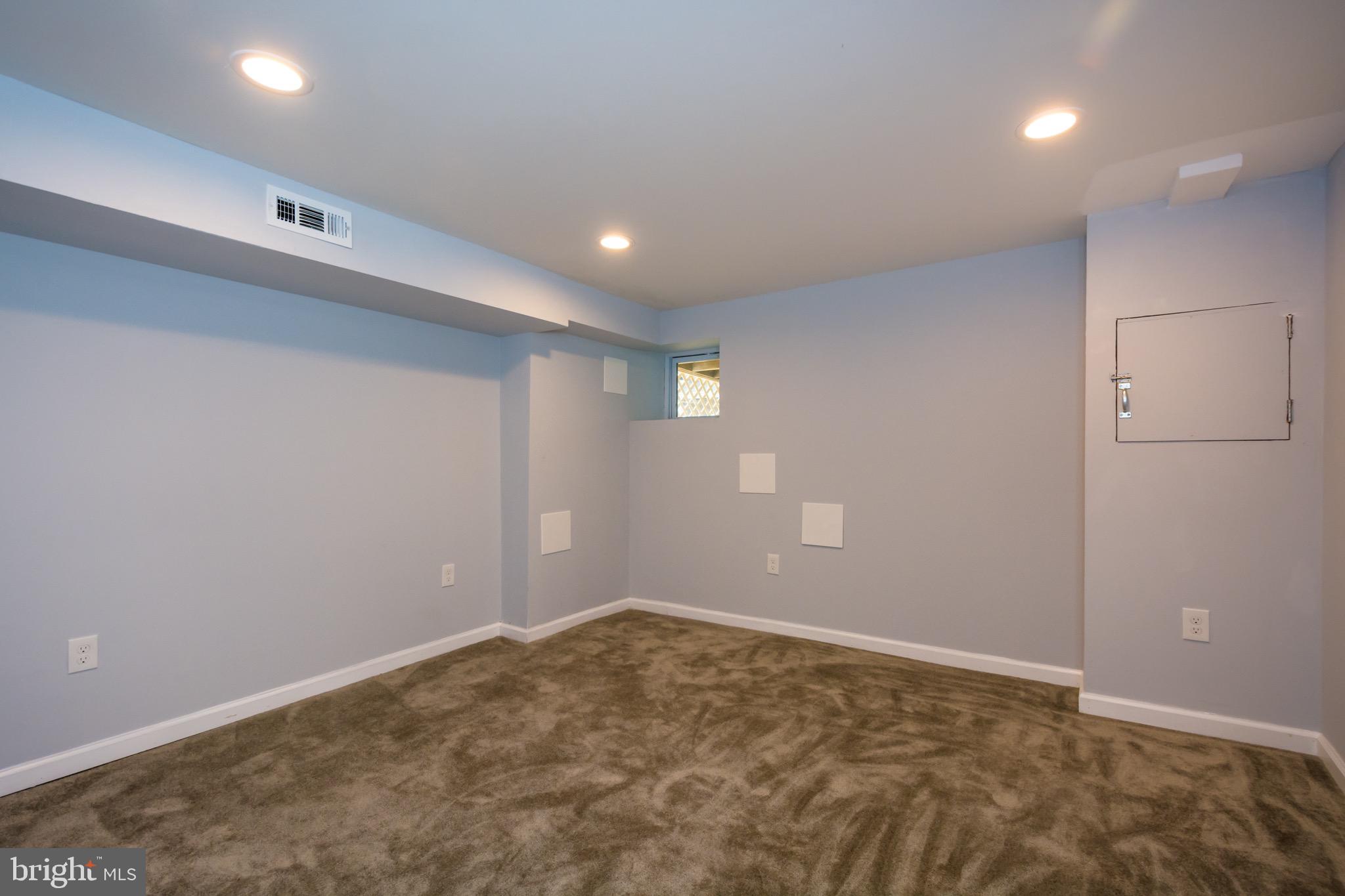 710 Cator Avenue Baltimore, MD 21218 - Photo 29 of 39