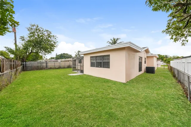 $2,735 | 7813 Orleans Street, Miramar, FL 33023