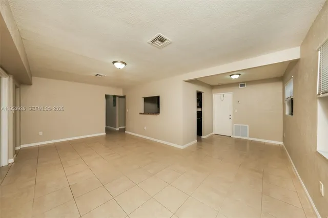 $2,735 | 7813 Orleans Street, Miramar, FL 33023