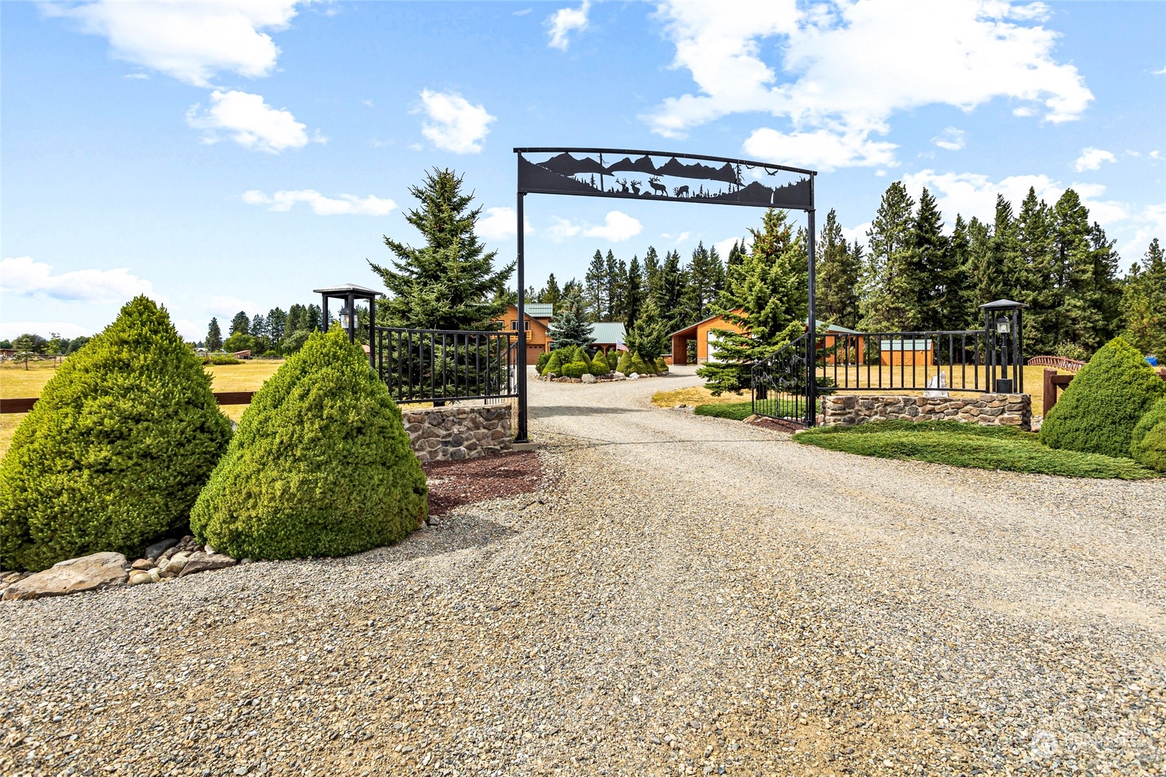 1053 Pays Road Cle Elum, WA 98922 - Photo 8 of 40 Gallery Image 8