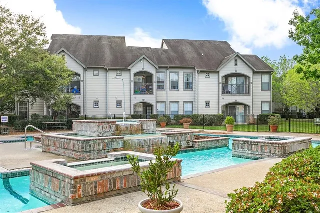 $133,000 | 350 Emerald Forest Boulevard, Unit 19203, Covington, LA 70433