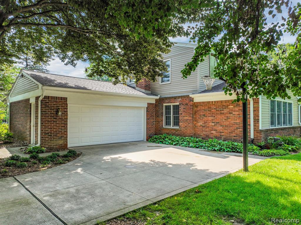 920 Spartan Court Rochester Hills, MI 48309 - Photo 9 of 41