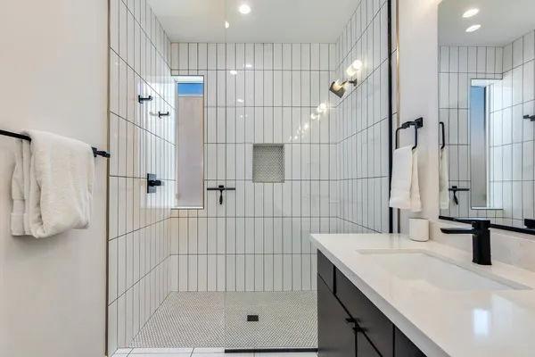 $3,650 | 5151 North 13th Place, Unit 8, Phoenix, AZ 85014