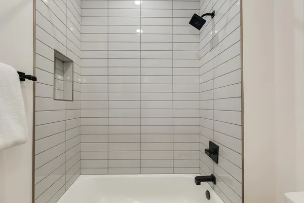 $3,650 | 5151 North 13th Place, Unit 8, Phoenix, AZ 85014