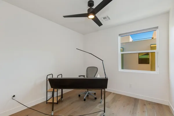 $3,650 | 5151 North 13th Place, Unit 8, Phoenix, AZ 85014