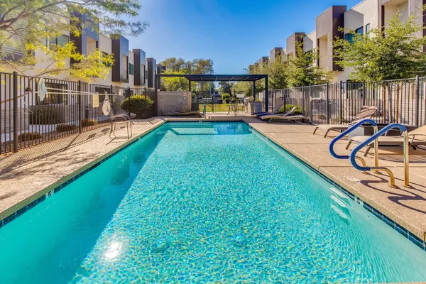 $3,650 | 5151 North 13th Place, Unit 8, Phoenix, AZ 85014