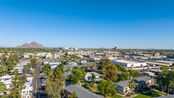 $3,650 | 5151 North 13th Place, Unit 8, Phoenix, AZ 85014