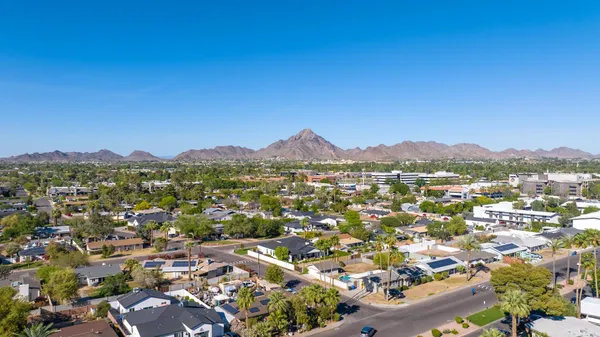 $3,650 | 5151 North 13th Place, Unit 8, Phoenix, AZ 85014