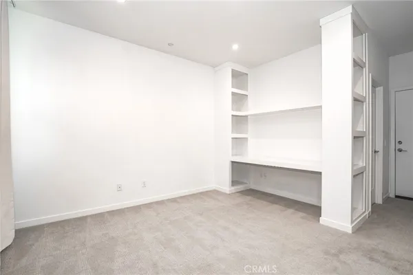 $4,200 | 337 Placemark, Irvine, CA 92614