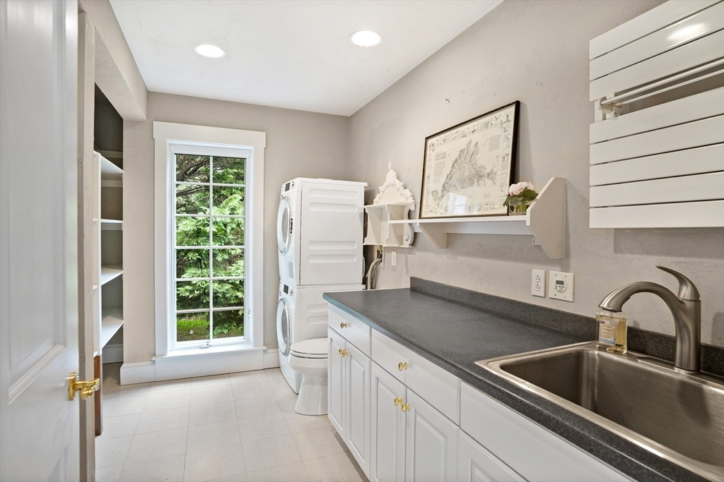 300 North Rd/18 Belhaven Way Chilmark, MA 02535 - Photo 17 of 30